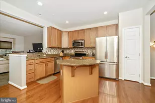 919 Hopkins Cor, Glen Burnie, MD 21060 - Photo 18