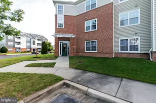 319 Eagle Landing Ct, Odenton, MD 21113 - Photo 2