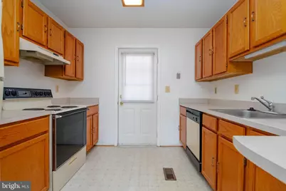 7707 Norfolk Road, Glen Burnie, MD 21060 - Photo 16