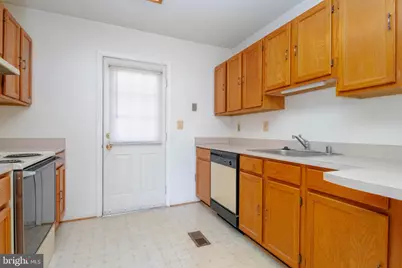 7707 Norfolk Road, Glen Burnie, MD 21060 - Photo 12