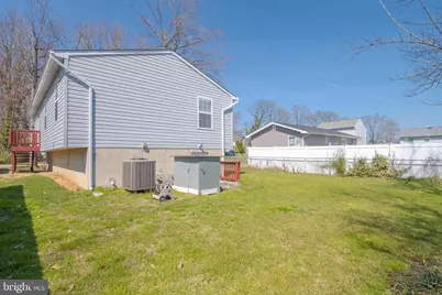 7707 Norfolk Road, Glen Burnie, MD 21060 - Photo 36