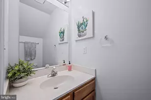 1410 Flatwood Ct, Crofton, MD 21114 - Photo 16