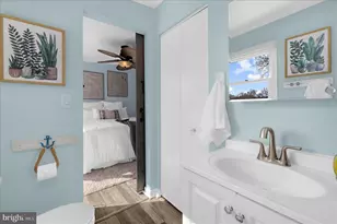 787 Powhatan Beach Rd, Pasadena, MD 21122 - Photo 46