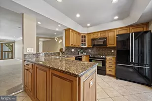 7022 Channel Village Ct, Annapolis, MD 21403 - Photo 2