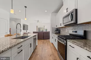 1605 Aster Ln, Hanover, MD 21076 - Photo 8