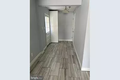 303 SE 3rd Avenue SE, Glen Burnie, MD 21061 - Photo 2