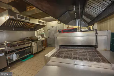 6886 Baltimore Annapolis Boulevard, Linthicum Heights, MD 21090 - Photo 12