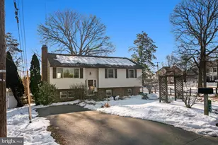 1045 St Margarets Dr, Annapolis, MD 21409 - Photo 2