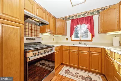 7991 Perthshire Path, Glen Burnie, MD 21061 - Photo 14