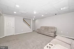 241 Armstrong Ln, Pasadena, MD 21122 - Photo 40