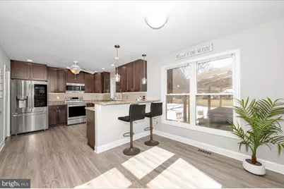 241 Armstrong Lane, Pasadena, MD 21122 - Photo 12