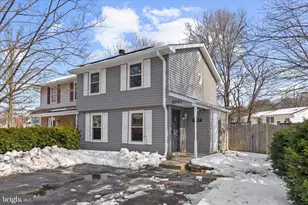 8085 Castle Rock Ct, Pasadena, MD 21122 - Photo 2