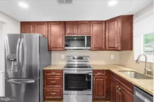 8085 Castle Rock Ct, Pasadena, MD 21122 - Photo 14