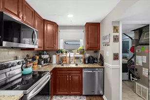 8085 Castle Rock Ct, Pasadena, MD 21122 - Photo 12