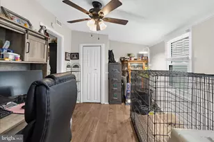 8085 Castle Rock Ct, Pasadena, MD 21122 - Photo 16