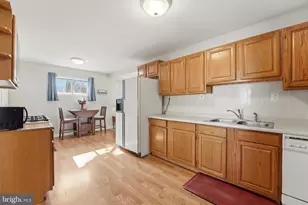 762 224th St, Pasadena, MD 21122 - Photo 16