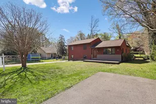 326 Cedar Ln, Annapolis, MD 21403 - Photo 2