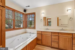 326 Cedar Ln, Annapolis, MD 21403 - Photo 34