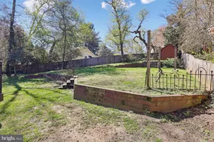 326 Cedar Ln, Annapolis, MD 21403 - Photo 12