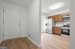 508 Greencrest Ln, Odenton, MD 21113 - Photo 2