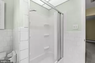 8005 Woodholme Cir, Pasadena, MD 21122 - Photo 36