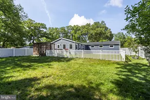 8005 Woodholme Cir, Pasadena, MD 21122 - Photo 6