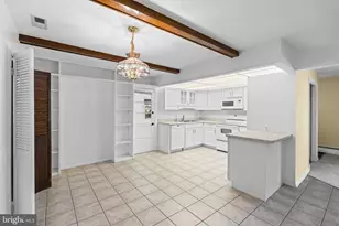 8005 Woodholme Cir, Pasadena, MD 21122 - Photo 16