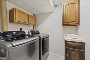 2004 Cambridge Dr, Crofton, MD 21114 - Photo 24