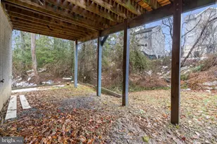 813 201st St, Pasadena, MD 21122 - Photo 4