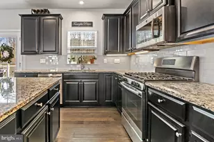 8249 Hickory Hollow Dr, Glen Burnie, MD 21060 - Photo 8