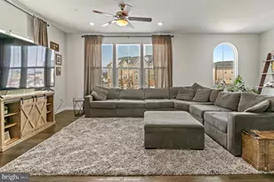 8249 Hickory Hollow Dr, Glen Burnie, MD 21060 - Photo 22