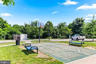 8249 Hickory Hollow Dr, Glen Burnie, MD 21060 - Photo 54