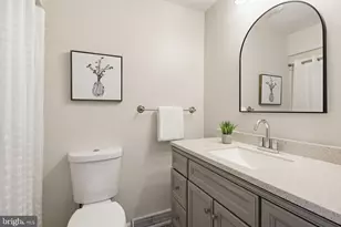 7940 Covington Ave, Glen Burnie, MD 21061 - Photo 22