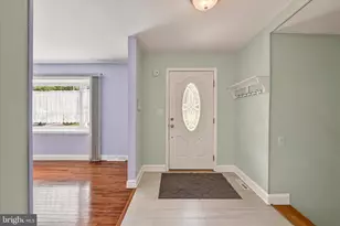 1202 Hillcreek Rd, Pasadena, MD 21122 - Photo 2