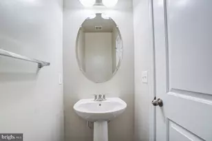 1709 Fieldstone Ct, Hanover, MD 21076 - Photo 8