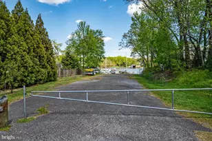 298 Edgemere Dr, Annapolis, MD 21403 - Photo 8