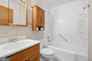 7526 Lemon Tree Ct, Hanover, MD 21076 - Photo 14