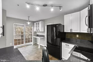 758 Howards Loop, Annapolis, MD 21401 - Photo 10