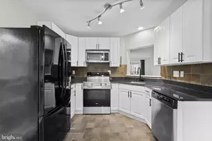 758 Howards Loop, Annapolis, MD 21401 - Photo 12