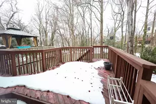 1302 Hollow Glen Ct, Chestnut Hill Cove, MD 21226 - Photo 20