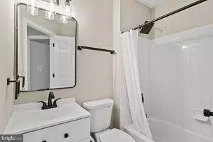 454 Renfro Ct, Glen Burnie, MD 21060 - Photo 14