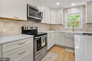 296 Halsey Rd, Annapolis, MD 21401 - Photo 12