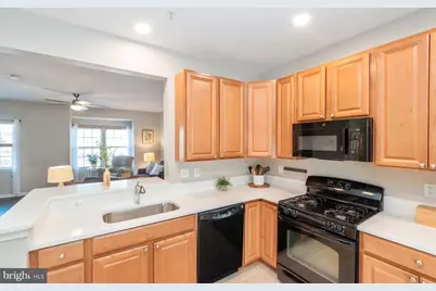 7254 Mockingbird Circle, Glen Burnie, MD 21060 - Photo 4