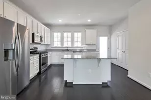 2916 Koens Ct, Hanover, MD 21076 - Photo 2