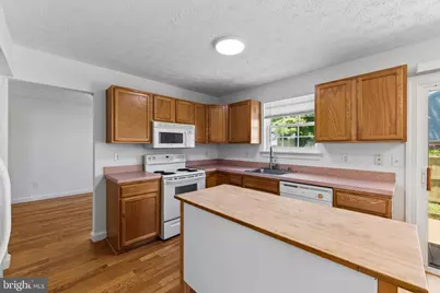 7756 Everd Avenue, Pasadena, MD 21122 - Photo 12
