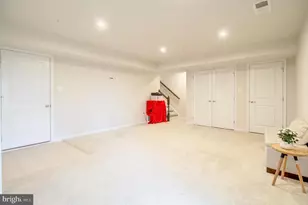 8244 Hickory Hollow Dr, Glen Burnie, MD 21060 - Photo 22