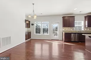 582 Fox River Hills Way, Glen Burnie, MD 21060 - Photo 6