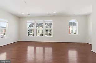 582 Fox River Hills Way, Glen Burnie, MD 21060 - Photo 2