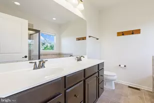 548 Fox River Hills Way, Glen Burnie, MD 21060 - Photo 18