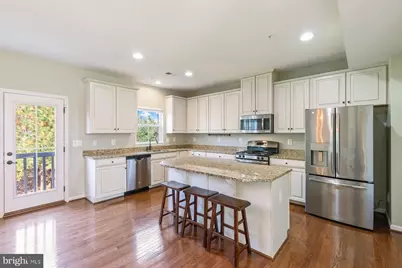 548 Fox River Hills Way, Glen Burnie, MD 21060 - Photo 2